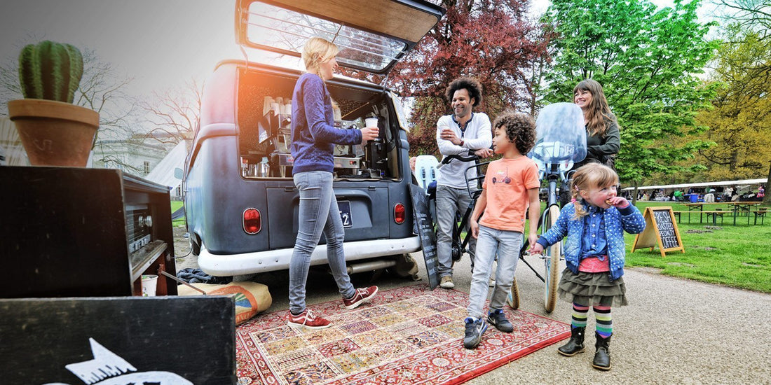 Urban Iki kinderstoeltjes, hip en veilig!