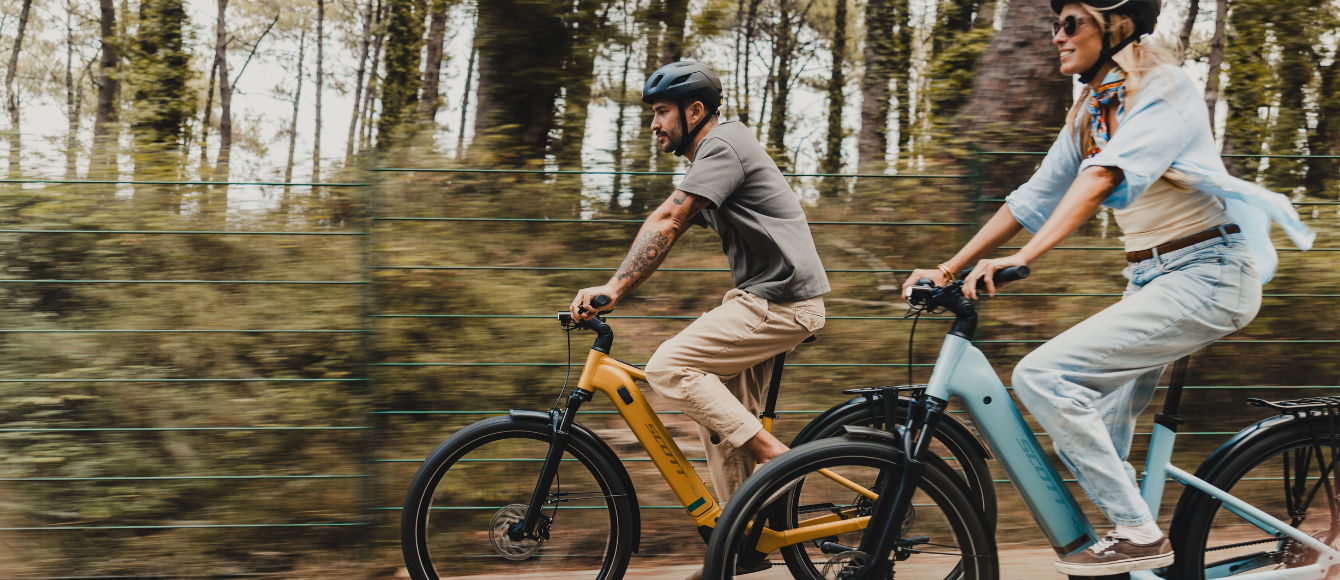 Scott Sub Tour e-bike met Bosch motor, aluminium frame en actieradius tot 150 km. Verkrijgbaar in dames- en herenmodellen, prijzen van €3.299 tot €4.399.