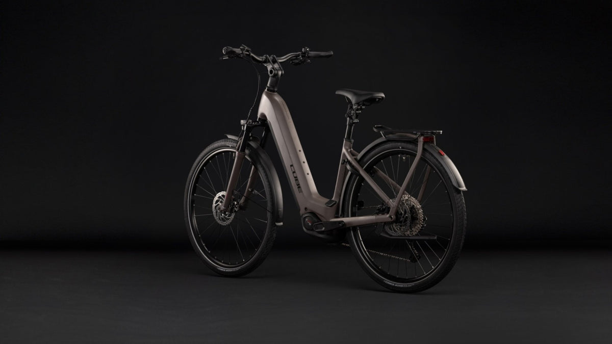 Cube Kathmandu Hybrid One 800 2027 Dames