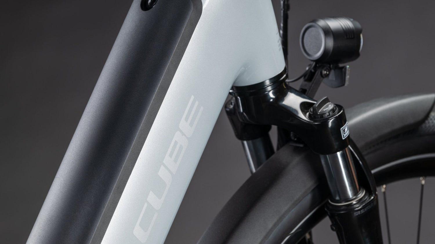 Cube Supreme Hybrid Comfort One 600 2026