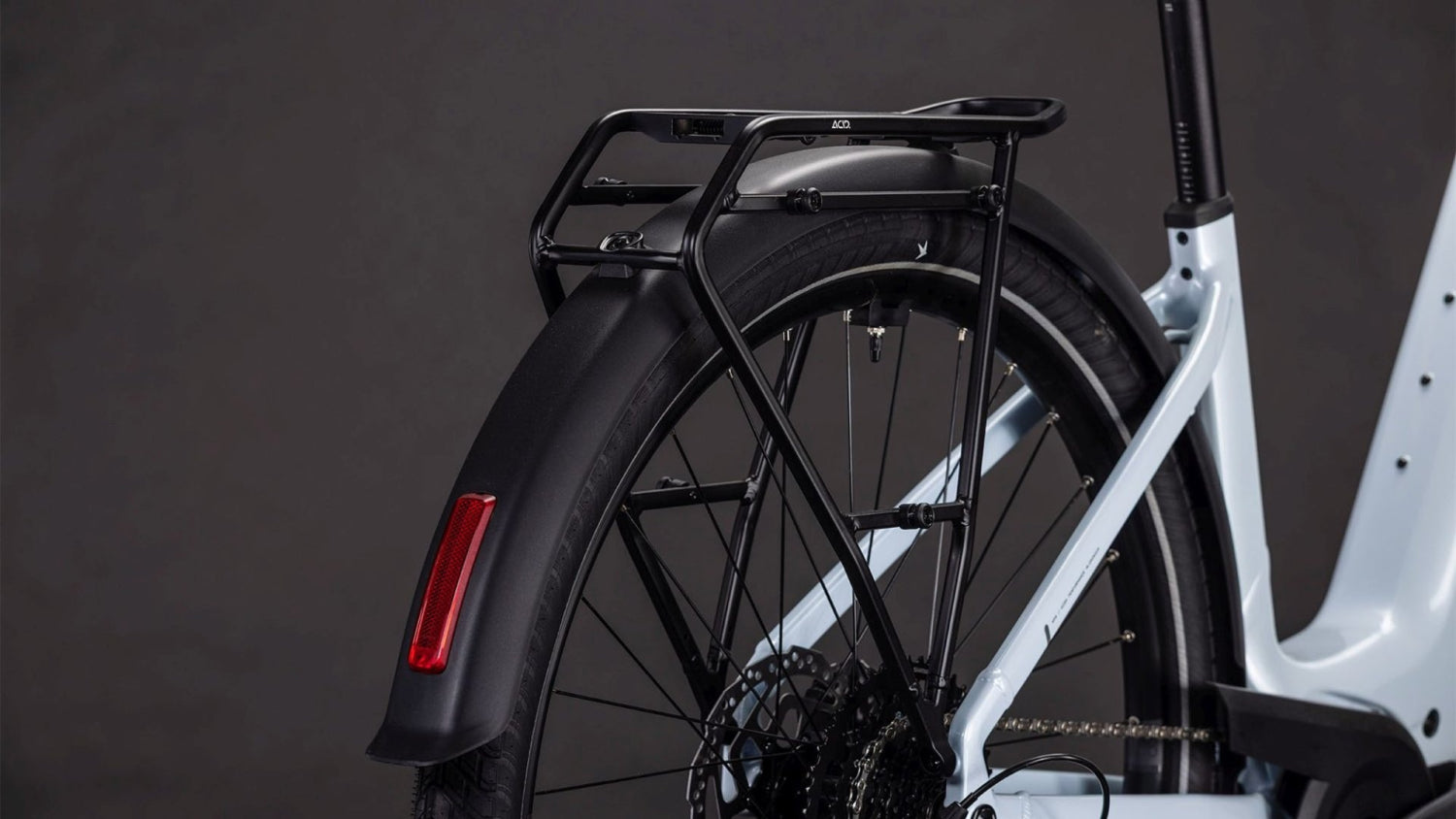 Cube Touring Hybrid One 600 Dames 2026