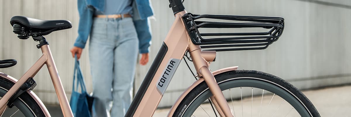 Cortina elektrische fiets met accu in het frame